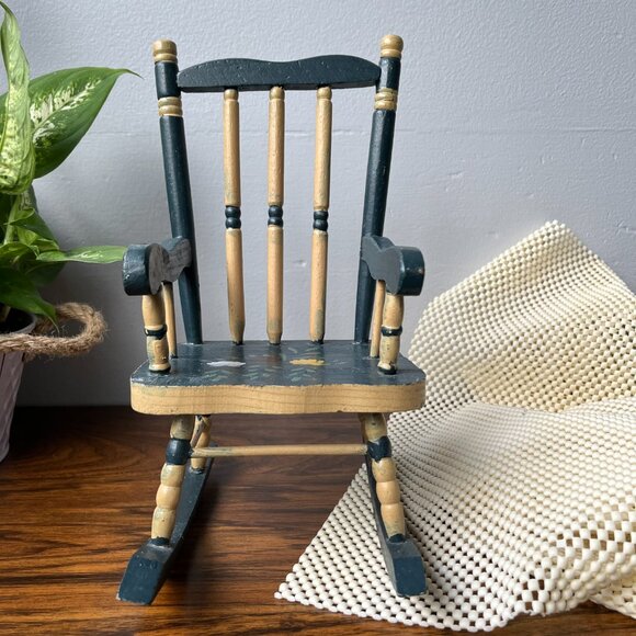 Wooden Toy Doll Rocking Chair Doll Furniture Hand Painted 10-3/4" Tall - Picture 3 of 15